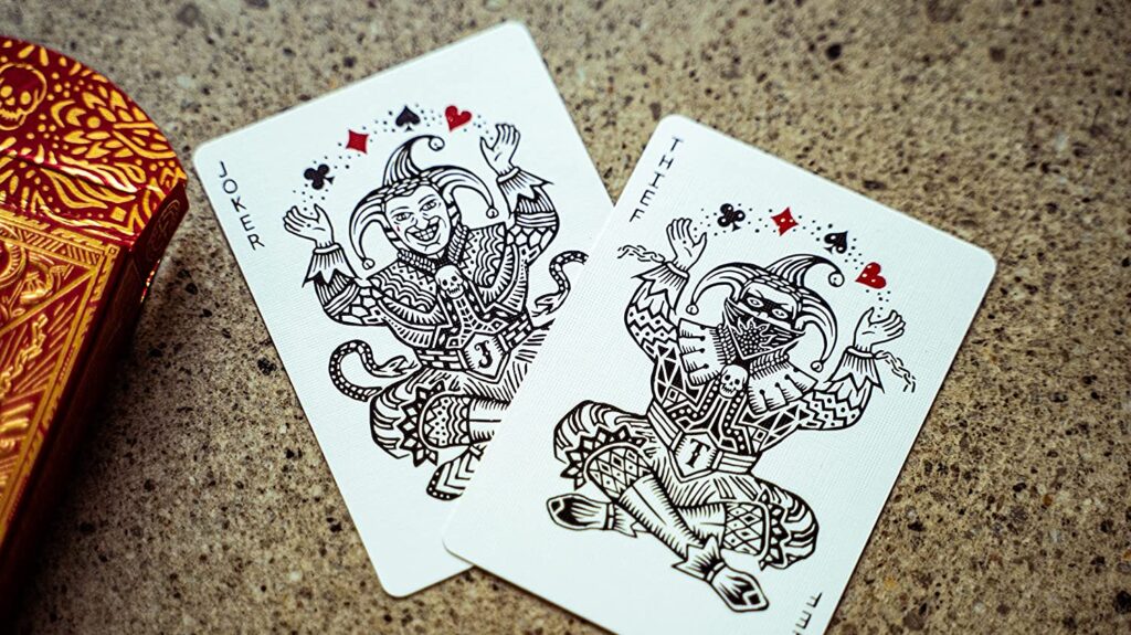 하이로우 전용 변형 블랙잭 전략