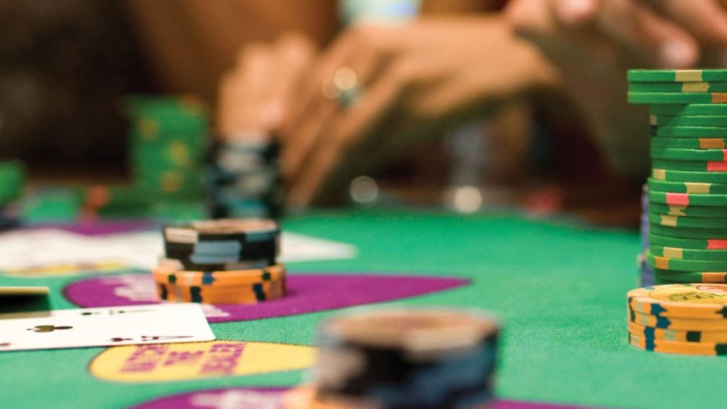 블랙잭 규칙에 따른 기대 이익 : 플레이어에게 유리한 규칙