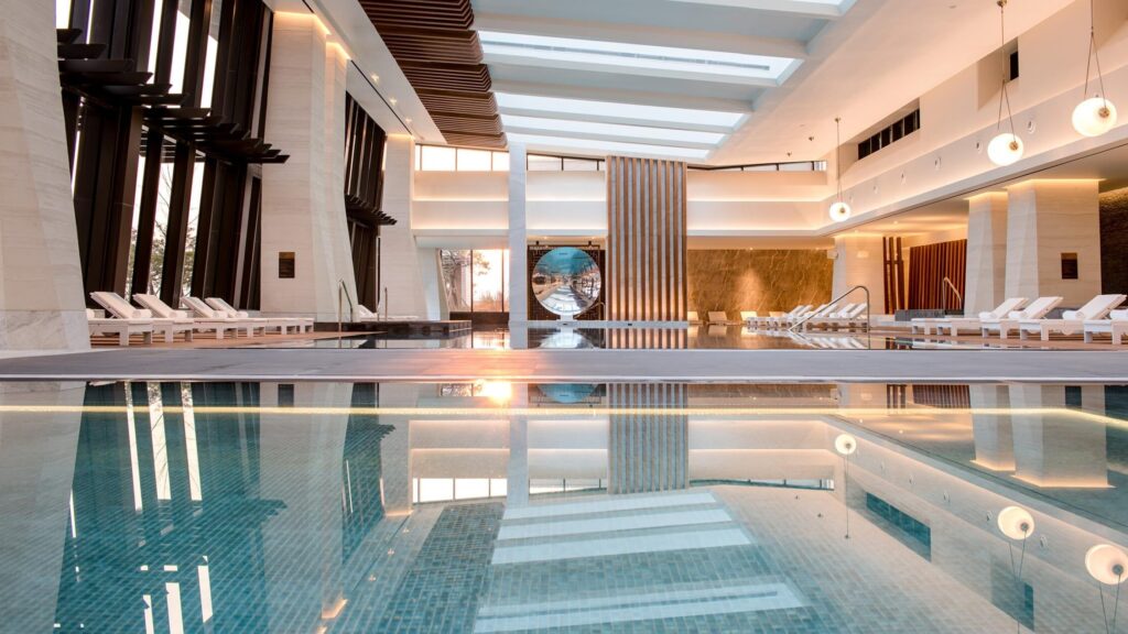 회복세에도 불구하고 지역 경기 침체는 여전