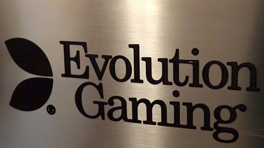 사업 철수까지 고려하며 강수를 둔 에볼루션 카지노