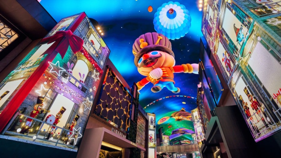 개장 1년만에 경영권까지 빼앗긴 초유의 비상 사태 벌어져