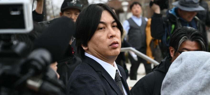 오타니 통역사 미즈하라 잇페이, 징역 4년9개월형