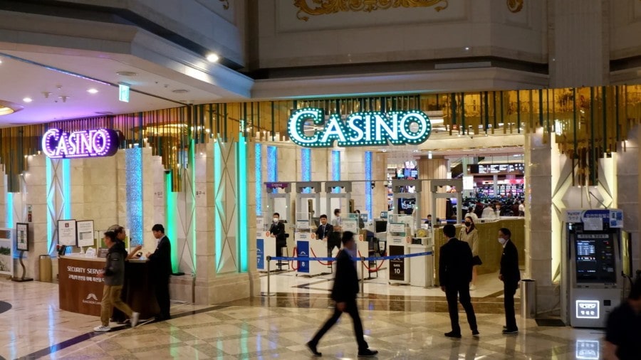 전자카드 방식 슬롯머신 비중이 높아지며 고객들의 불만도 높아져