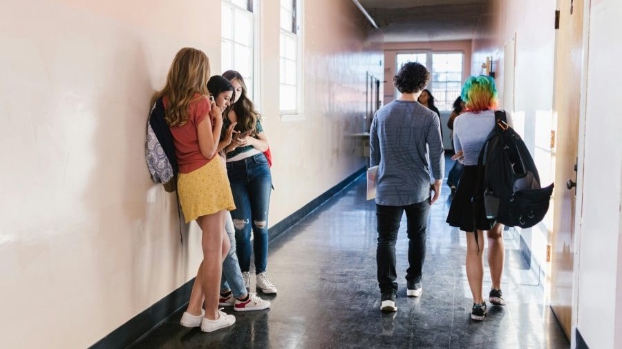 미성년자의 온라인카지노 이용에 대한 대책이 시급