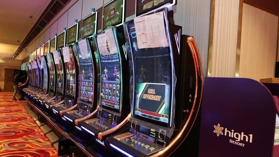 높은 규제의 벽으로 인한 고객 불만은 여전한 해결 과제