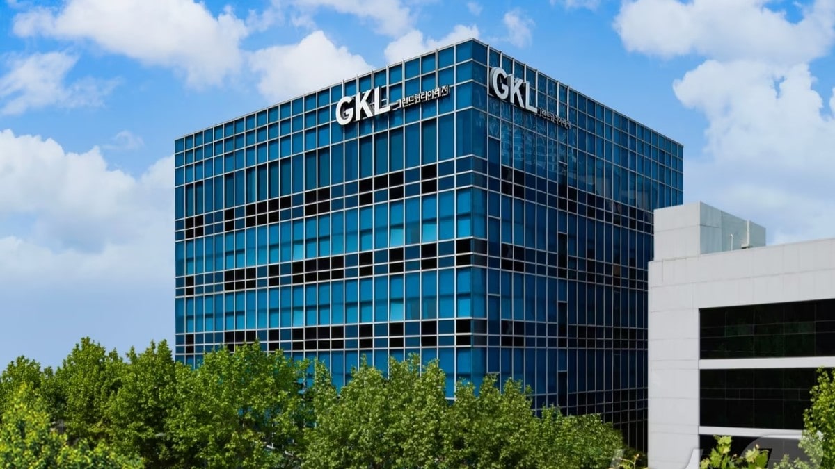 잇단 논란에 흔들리는 윤두현 GKL 대표